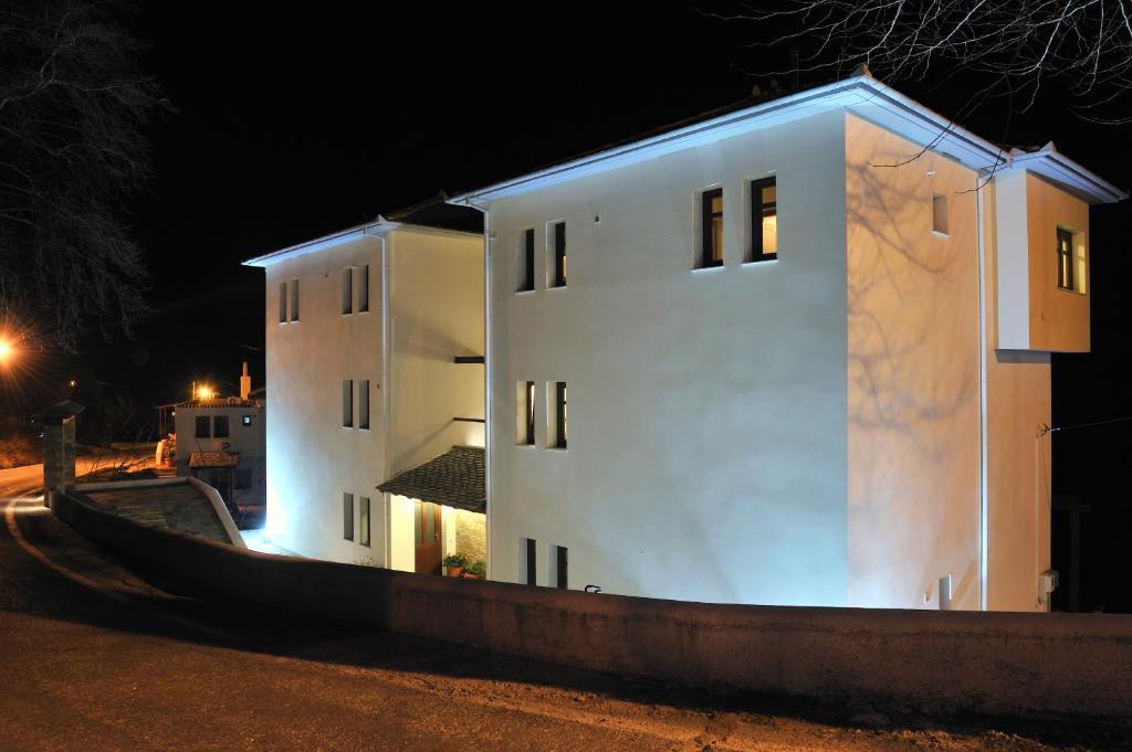Guesthouse Kapaniaris Zagora Bagian luar foto